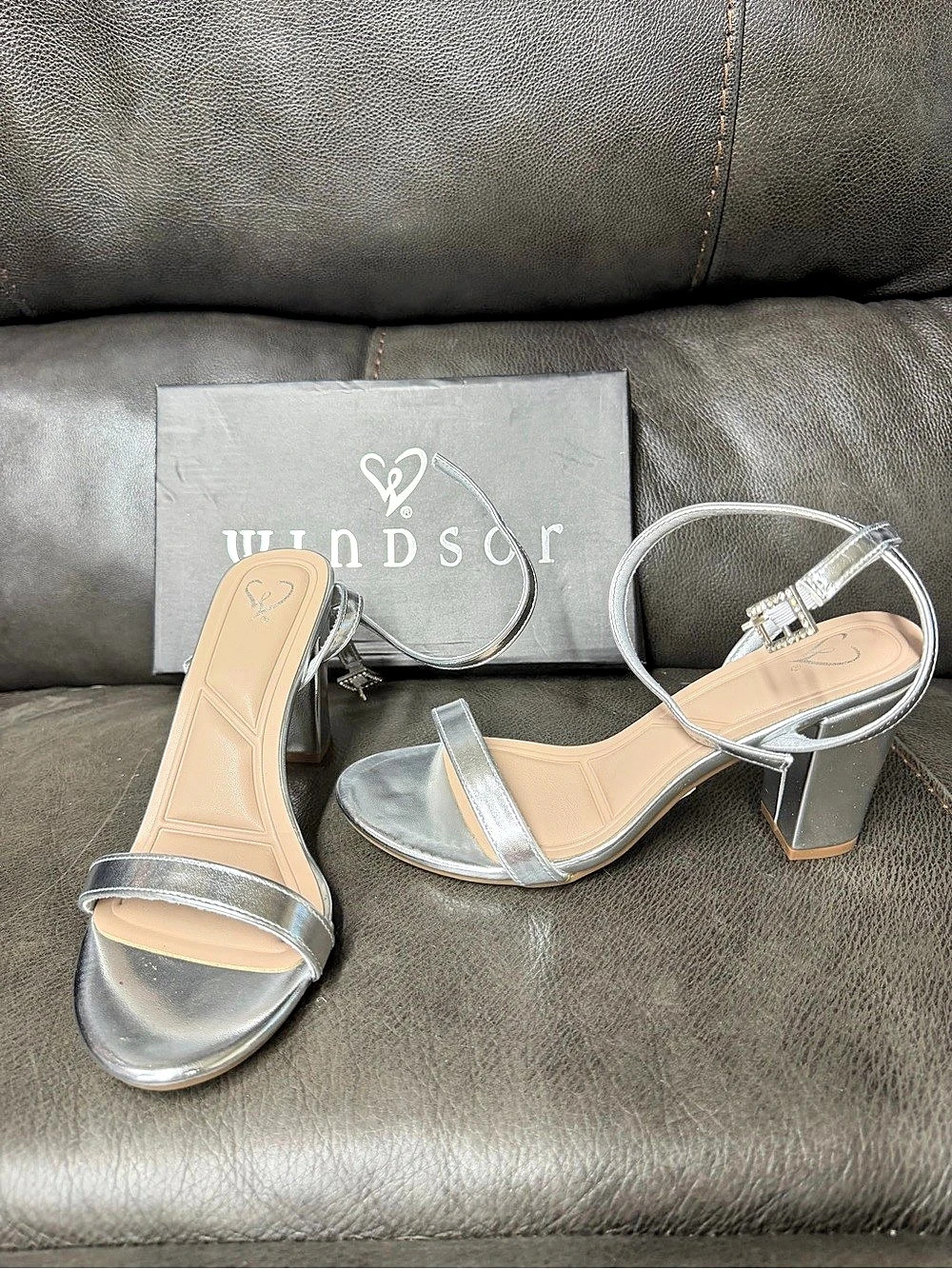 Windsor Hannah 79 Silver Heeled Sandals Size US 7.5
